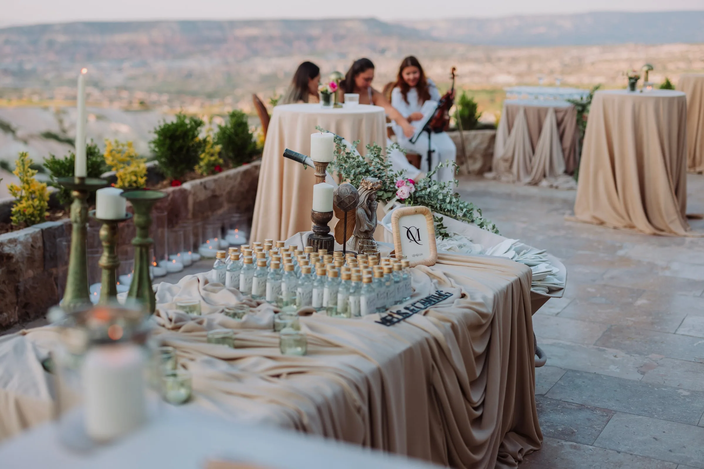 Kapadokya'da bir kurumsal etkinlik ve gala kurulumu